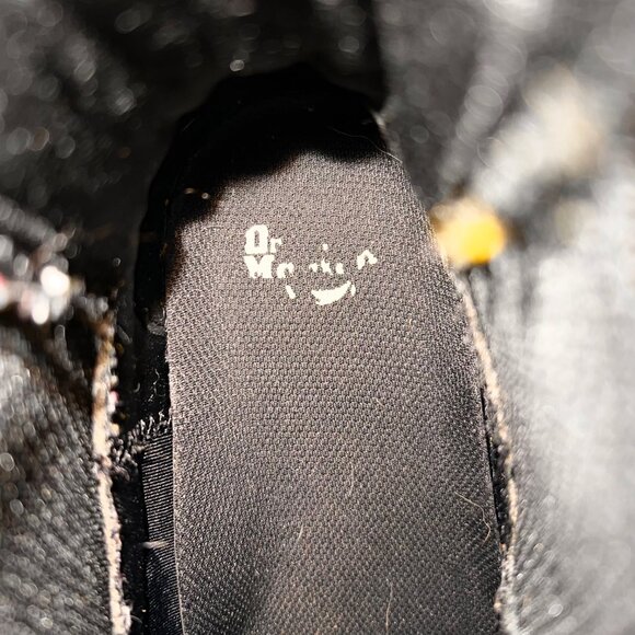 Dr. Martens Embury Leather Chelsea Boot - Picture 5 of 8